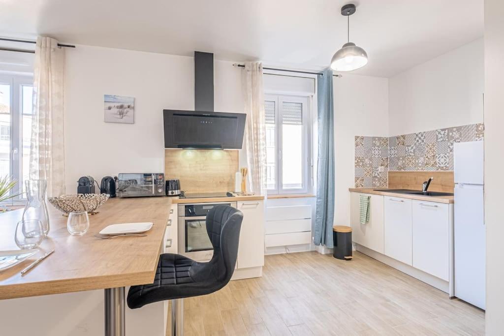 Ferienwohnung Le Magnifique T3 Limoges Exterior foto